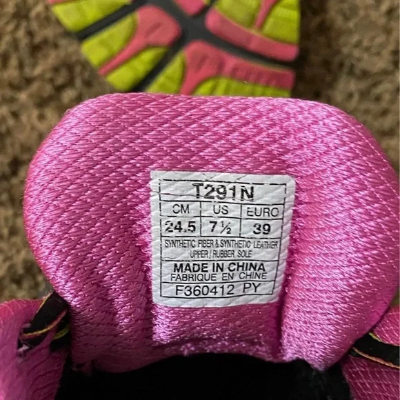 Asics Tennis Shoes - Picture 6 of 6